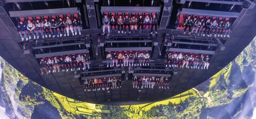 利博官网股份旗下恒润科技集团打造西南首个8K电影级飞行影院